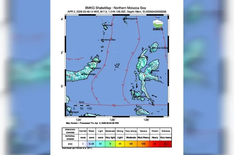 BMKG merilis pusat gempa yang terjadi di antara Provinsi Maluku Utara dan Sulawesi Utara