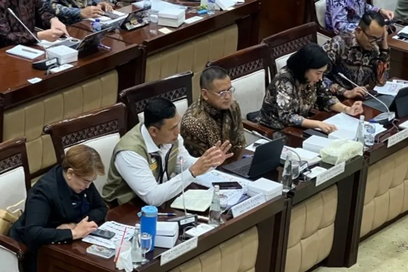 Direktur Utama Perum Bulog Ahmad Rizal Ramdhani 