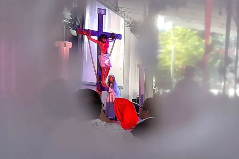 Pertunjukan Jalan Salib Kreatif dengan judul "Lux in Nihilo" 