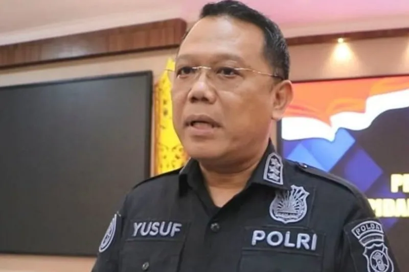 Kepala Satgas Humas Operasi Damai Cartenz Kombes Pol. Yusuf Sutejo