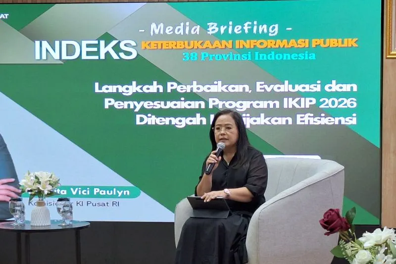 Anggota Komisi Informasi Pusat (KI Pusat) Rospita Vici Paulyn