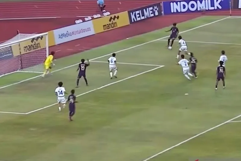 Timnas Thailand melawan Filipina 