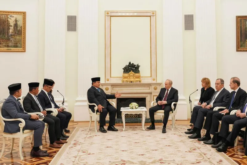 antarafoto-pertemuan-presiden-prabowo-dengan-presiden-putin-1776088707-1
