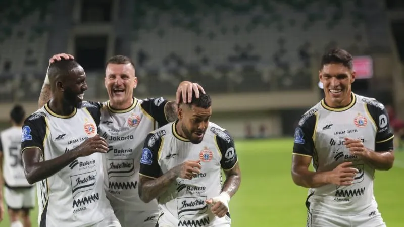 Pesepak bola Persija Jakarta Emaxwell Souza De Lima 