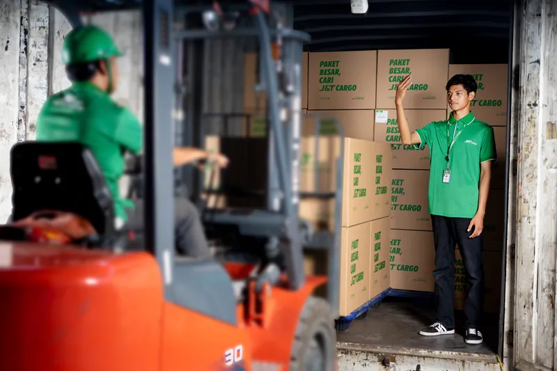 Pengiriman Logistik di Indonesia Naik 50 Persen