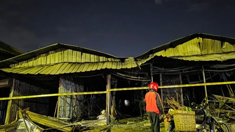 Kondisi Pasar Kanjengan Semarang usai terbakar 