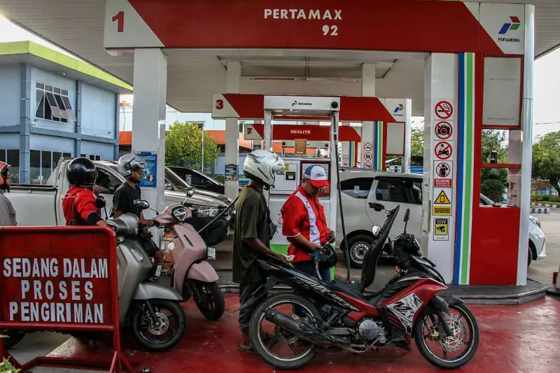 antarafoto-pertamina-tambah-stok-bbm-di-palangka-raya-1778336070-1