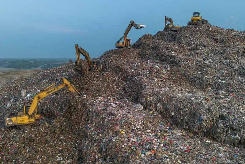 antarafoto-tpst-bantargebang-hanya-terima-sampah-residu-mulai-agustus-1778500456