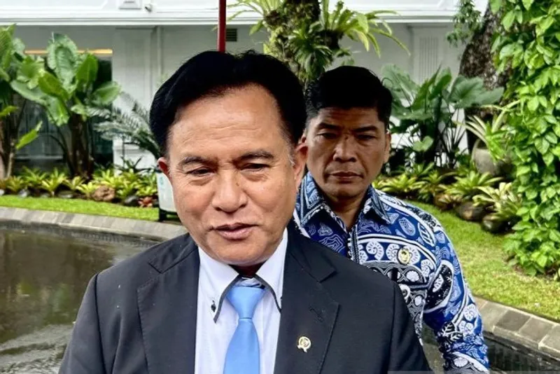 Menko Bidang Hukum, Hak Asasi Manusia, Imigrasi, dan Pemasyarakatan Yusril Ihza Mahendra 