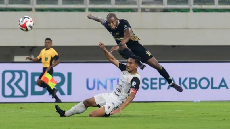 pesepak bola Persija Jakarta Rizky Ridho Ramadhani 