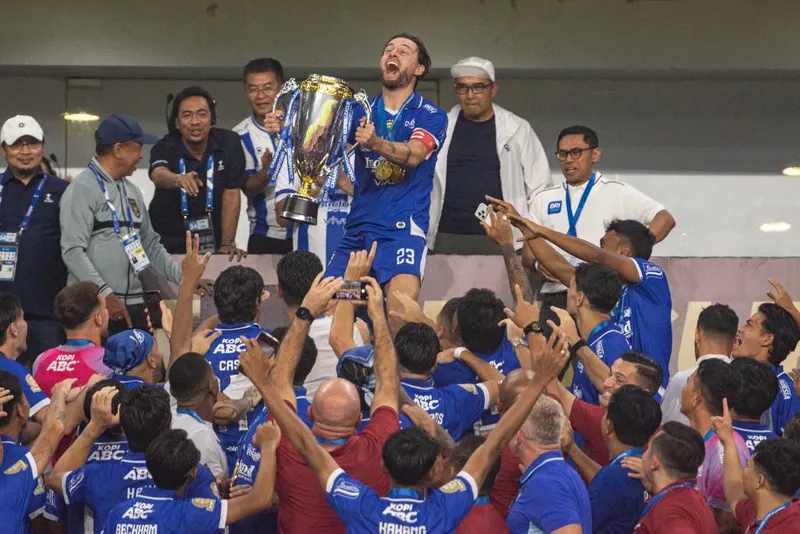 antarafoto-persib-bandung-juara-bri-super-league-2026-1779544794-1