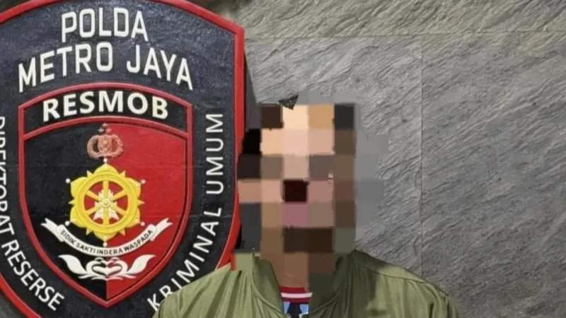 Tersangka berinisial MIA WNA Brunei Darussalam yang melakukan penganiayaan 