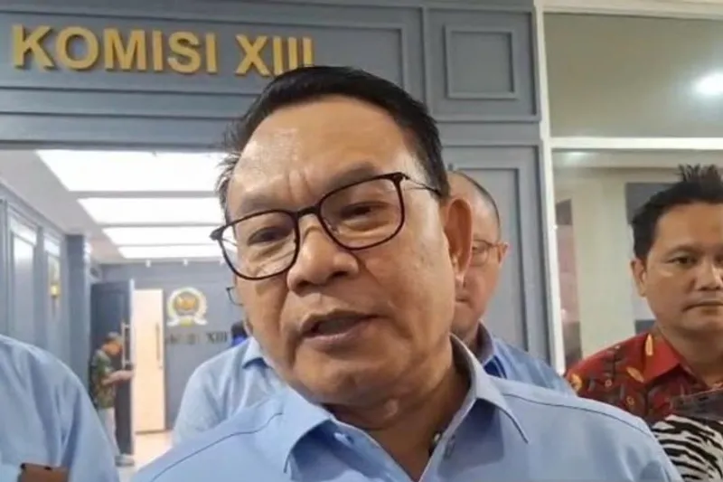 Kepala Staf Presiden Dudung Abdurachman 