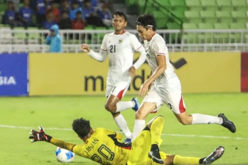 Pesepak bola Timnas Indonesia U-19 Reno Salampessy