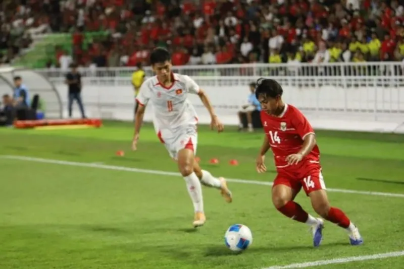 Pemain timnas U19 Indonesia Fabio Azkairawan