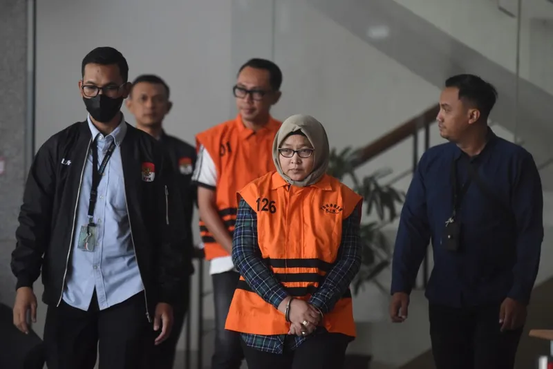 antarafoto-kpk-tahan-dua-tersangka-ott-lanjutan-kasus-muara-enim-1781152929-1