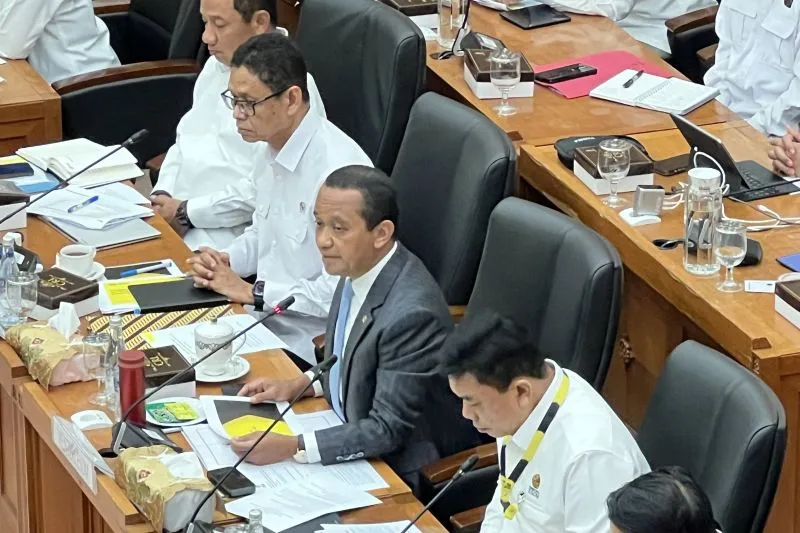 Menteri Energi dan Sumber Daya Mineral (ESDM) Bahlil Lahadalia 