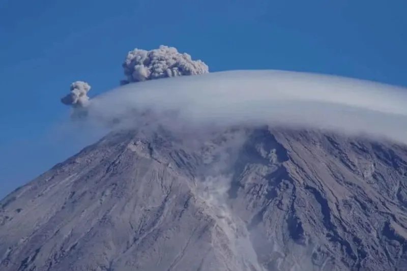 Gunung Semeru di Jawa Timur