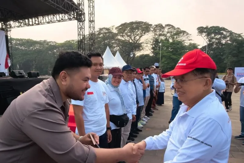 Ketua Palang Merah Indonesia (PMI) Jusuf Kalla 