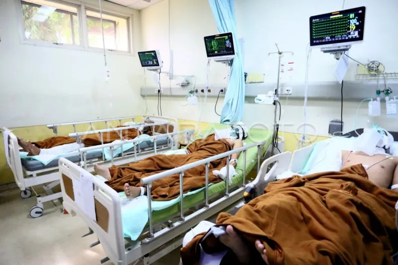 Sejumlah korban ledakan kamar mesin KMP Aceh Hebat 2