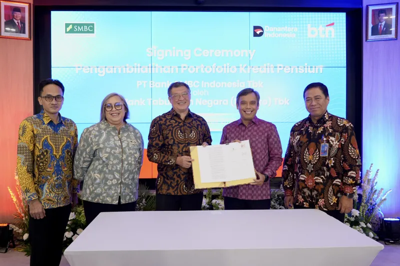 Direktur Utama PT Bank SMBC Indonesia Tbk. Henoch Munandar 