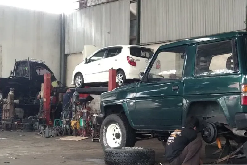 Usaha reparasi kendaraan bermotor di Denpasar