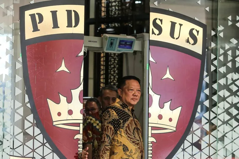 antarafoto-konferensi-pers-jampidsus-febrie-adriansyah-1783673234-1