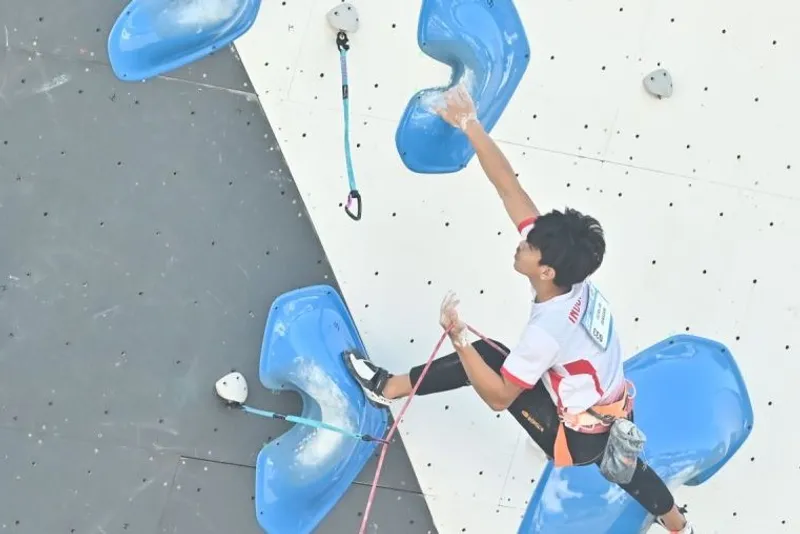 Atlet panjat tebing Indonesia Putra Tri Ramadani