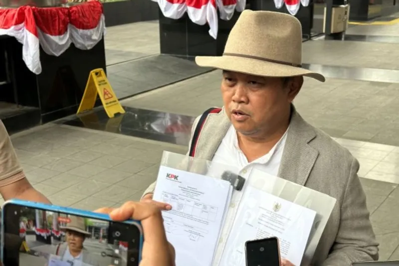 Koordinator Masyarakat Antikorupsi Indonesia (MAKI) Boyamin Saiman