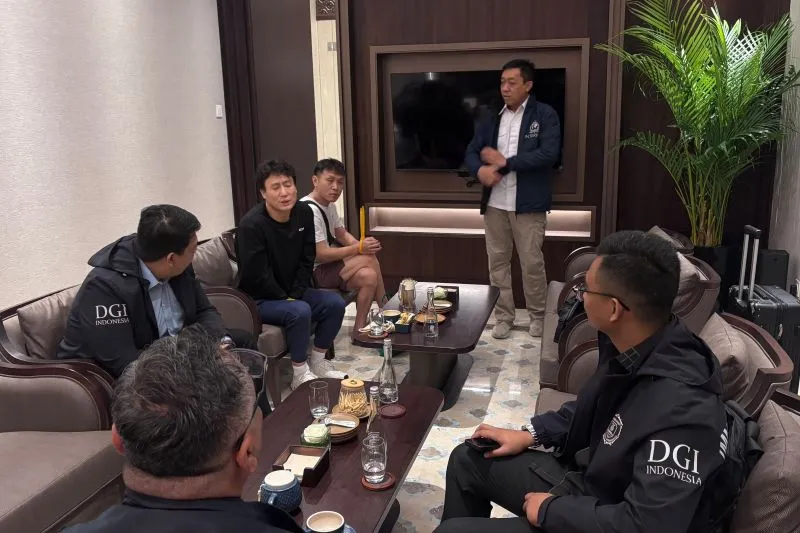 Sekretaris NCB Interpol Indonesia Divisi Hubinter Polri Brigjen Pol. Untung Widyatmoko