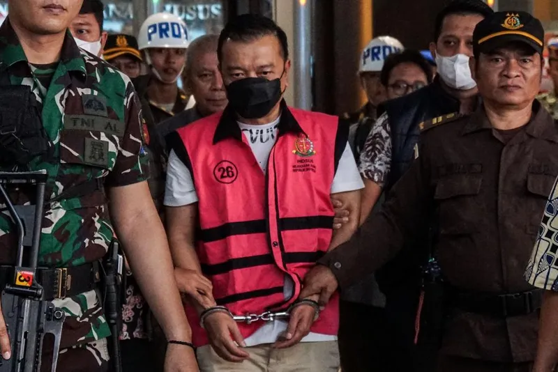 antarafoto-kejaksaan-tahan-tersangka-tppu-don-ritto-1784288581-1