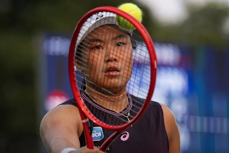 Petenis putri Indonesia Janice Tjen.