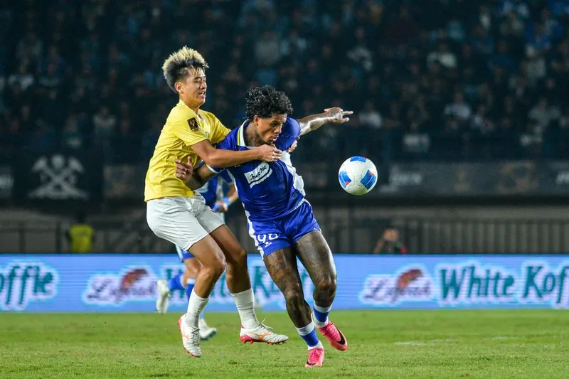 antarafoto-persib-bandung-menang-atas-tampines-rovers-1785564070-1