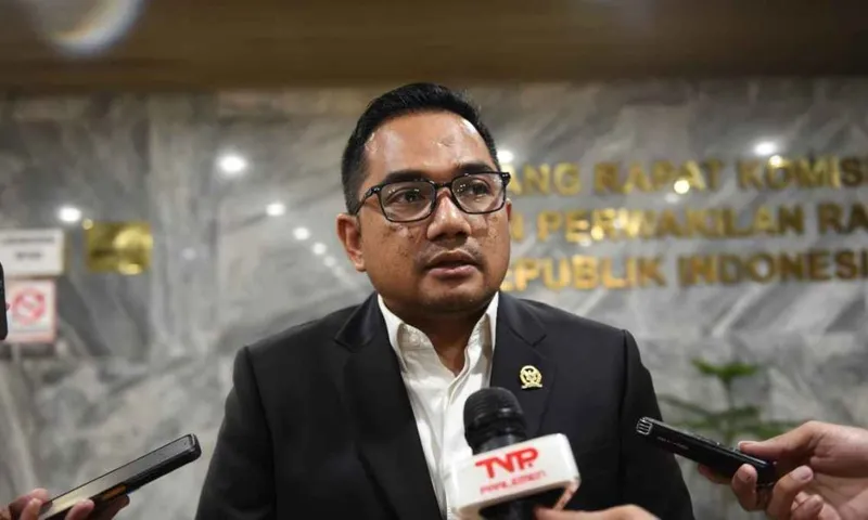 Ketua Komisi II M. Rifqinizamy Karsayuda