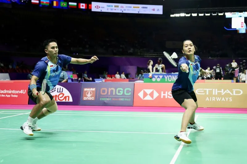 Ganda campuran Indonesia Amri Syahnawi/Nita Violina Marwah