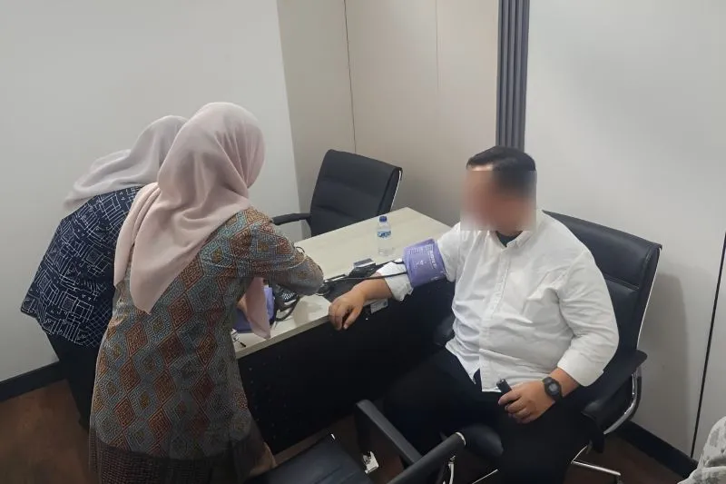 mantan anggota Ombudsman RI Yeka Hendra Fatika