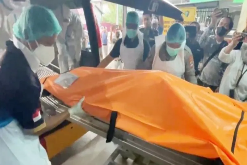 Jenazah korban Kapal Virgo yang dievakuasi