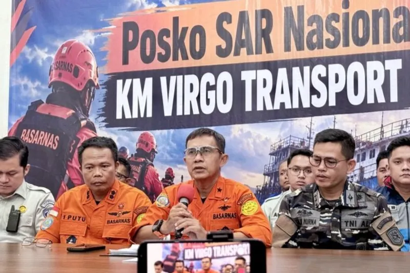 Direktur Operasi Basarnas Laksamana Pertama TNI Yudhi Bramantyo Nur Sasongko
