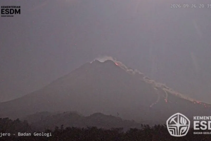 Awan panas guguran Gunung Merapi 