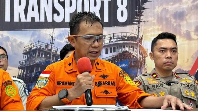 Direktur Operasi Basarnas Laksamana Pertama TNI Yudhi Bramantyo Nur Sasongko 