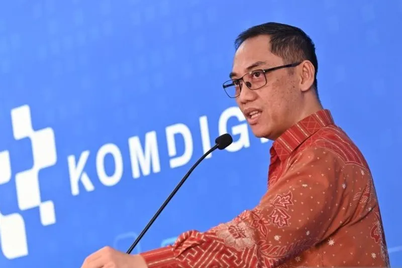 Direktur Jenderal Pengawasan Ruang Digital Kemkomdigi Alexander Sabar 