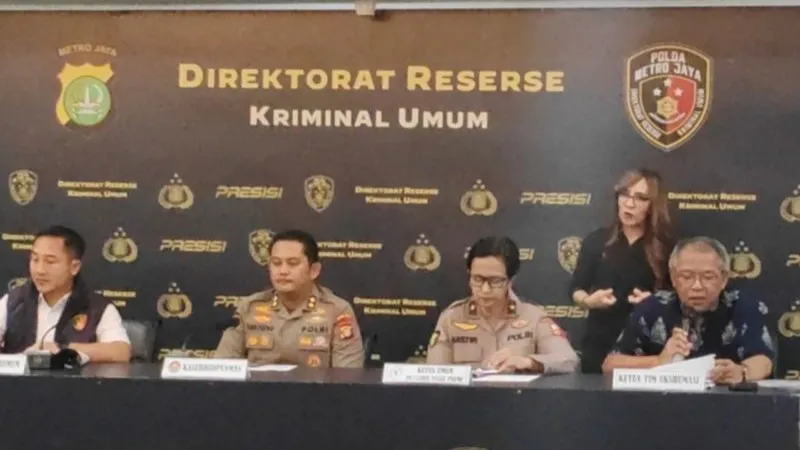 Ketua Tim Ekshumasi Prof. Dr. dr. Ahmad Yudianto