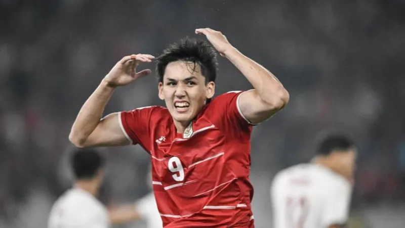 Pesepak bola Timnas Indonesia Mitchell Baker