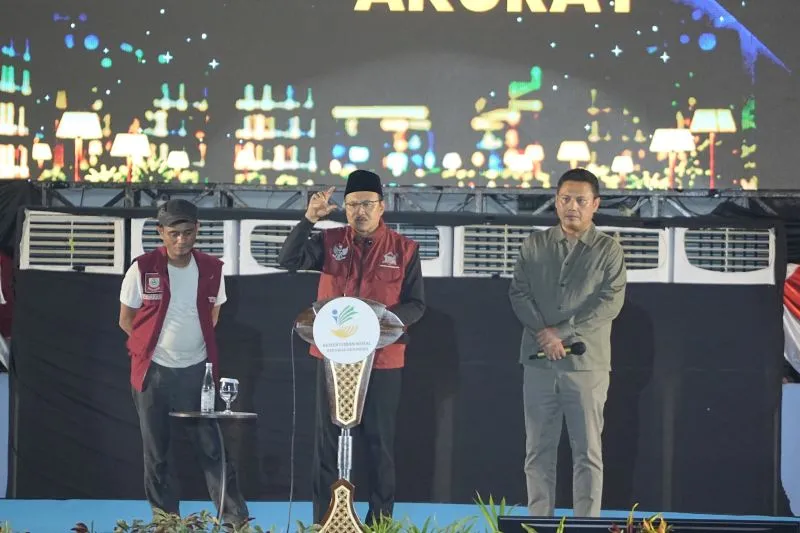 Menteri Sosial Saifullah Yusuf