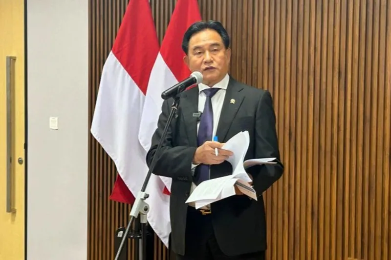 Direktur Jenderal (Dirjen) Imigrasi, Hendarsam Marantoko