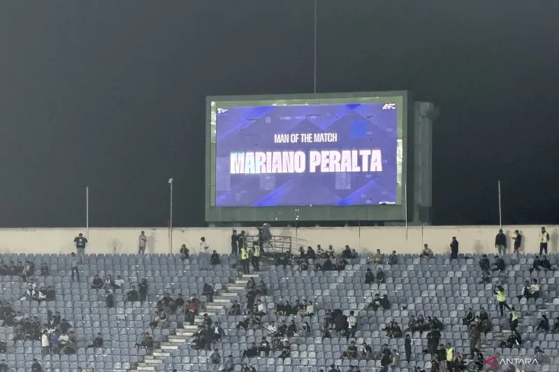 Penyerang Persib Bandung Mariano Peralta