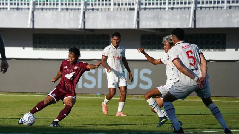Pesepak bola Arema FC Achmad Maulana Syarif 