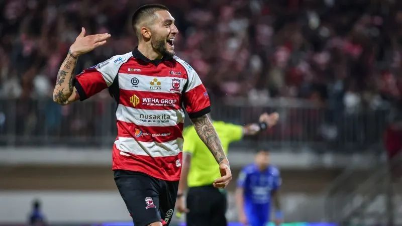 Pesepak bola Madura United Dimitar Mitkov 