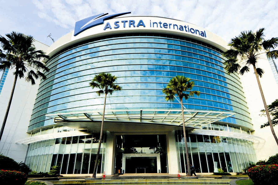 Laba Bersih Astra International Tumbuh 25% di Tahun 2017