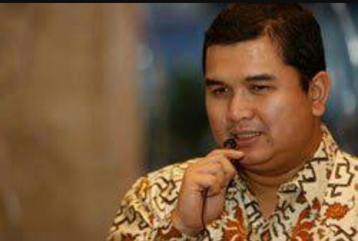 Hendi-Prio-Santoso